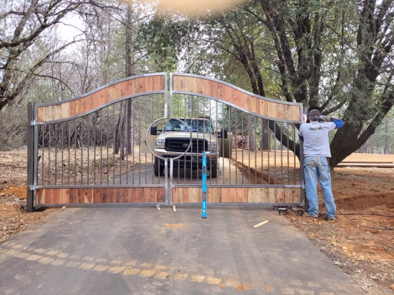 Expert Driveway Gate Installation