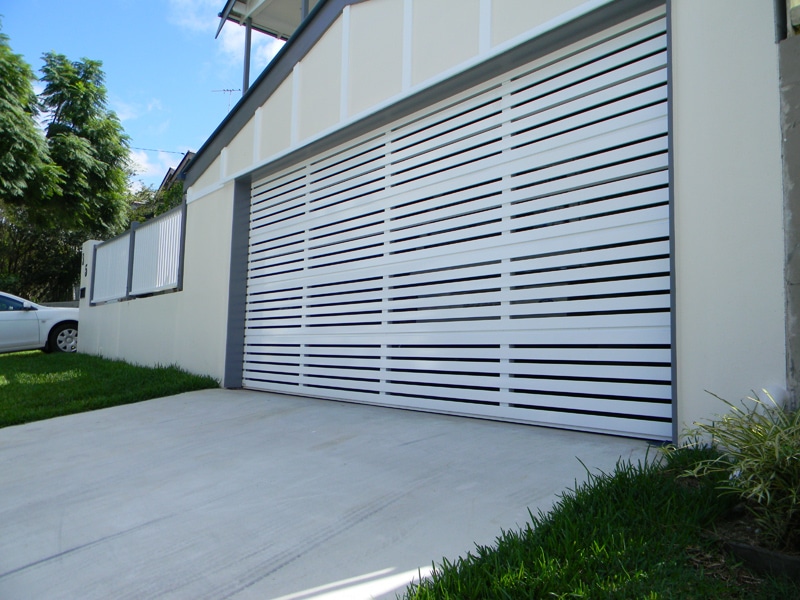 automatic driveway gates cost