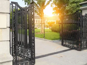 What Are the Latest Gate Design Trends?