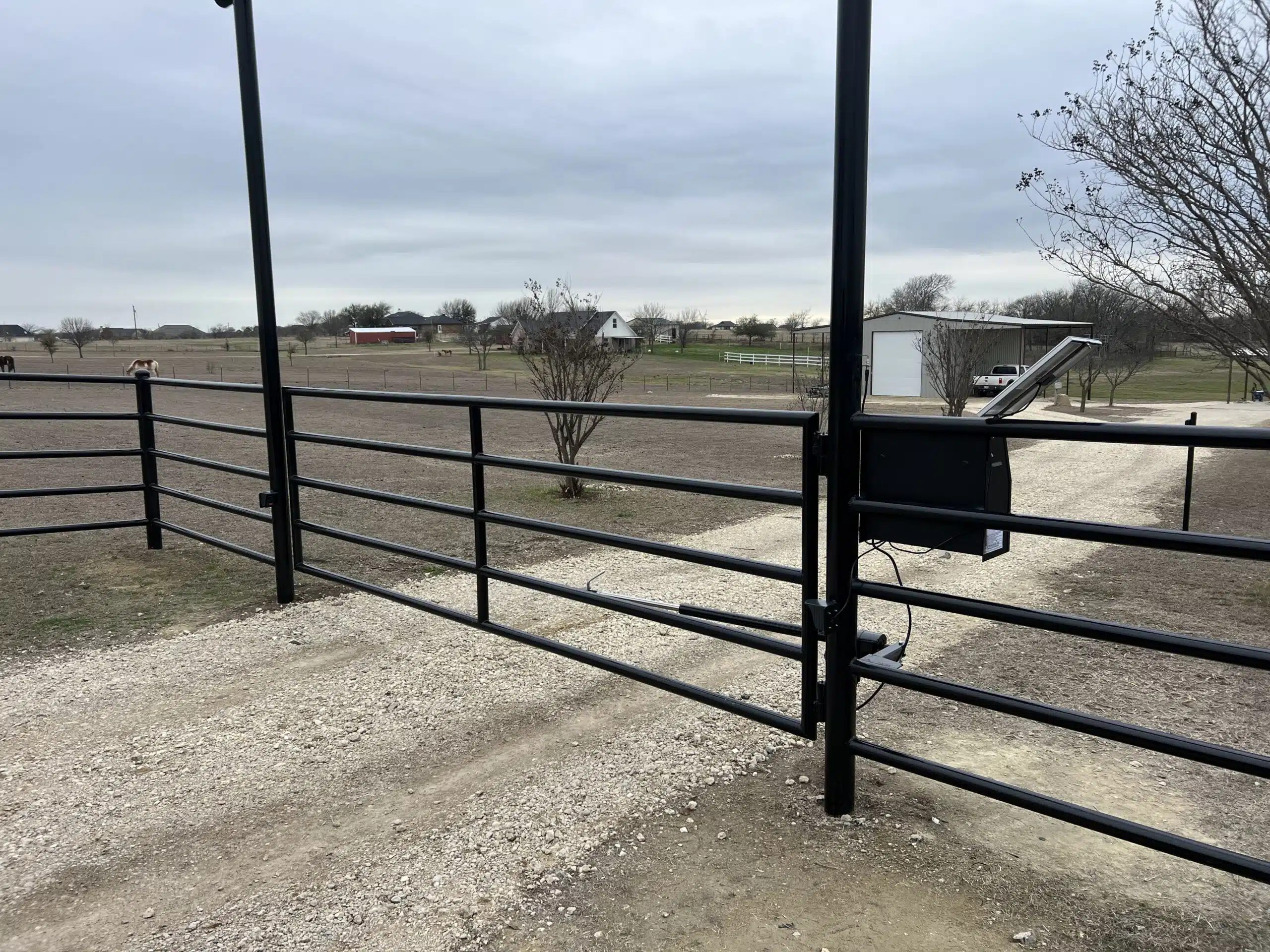 Why Does Your Gate Material Choice Matter in Sacramento